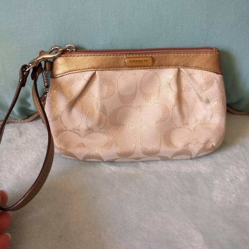 Coach Zip Wristlet #F47347 Signature C, Khaki/Metallic Gold MSRP $78
